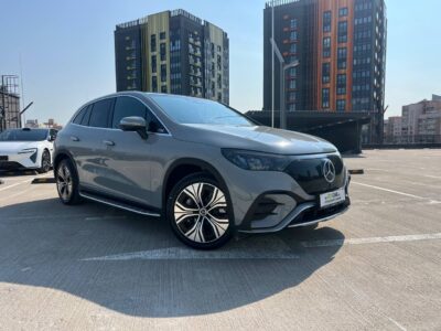 Mercedes-Benz EQE SUV