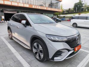 Mercedes-Benz EQE SUV