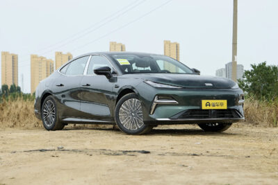 Geely Galaxy Starship 8